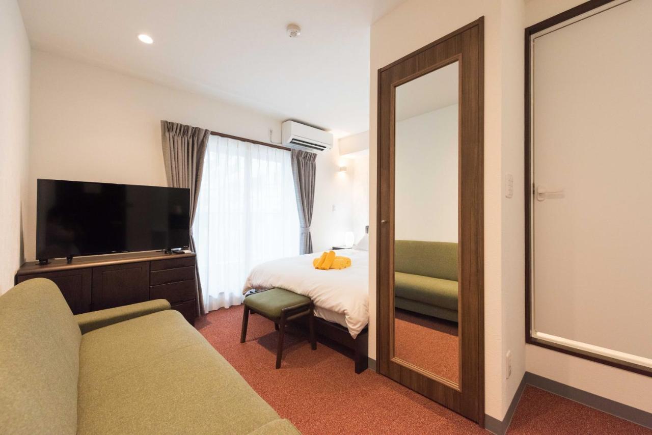 Serorin Light Hotel Tokyo Exterior photo